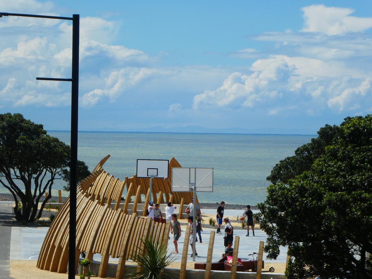 Sea Breeze Hotel เนเปียร์ ภายนอก รูปภาพ
